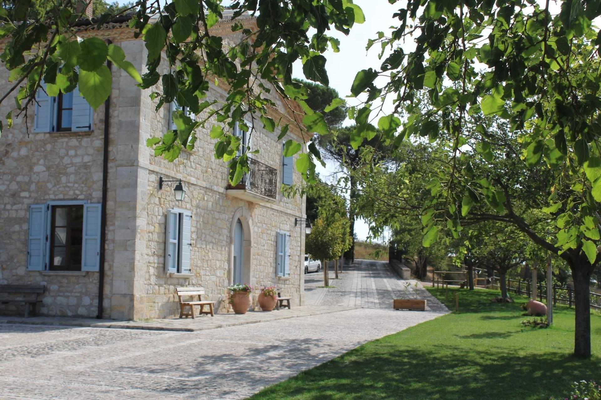 I Casali Di Colle Monte Villa San Giuliano di Puglia Ngoại thất bức ảnh